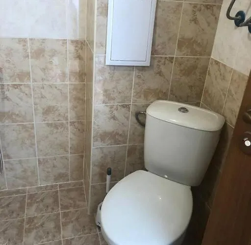 Daire Snug Apt, Sunny Day 6